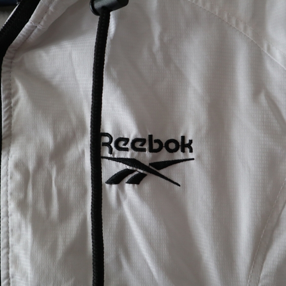 Reebok Jacket / Windbreaker Running Jacket - Picture 4 of 10